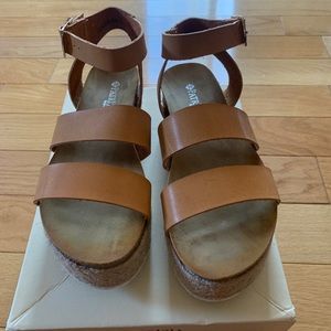 Patrizia by Spring Step Larissa Sandals Camel Size